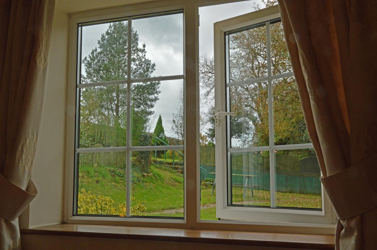 Bryn Hebog Bed and Breakfast Καρμάρθεν Εξωτερικό φωτογραφία
